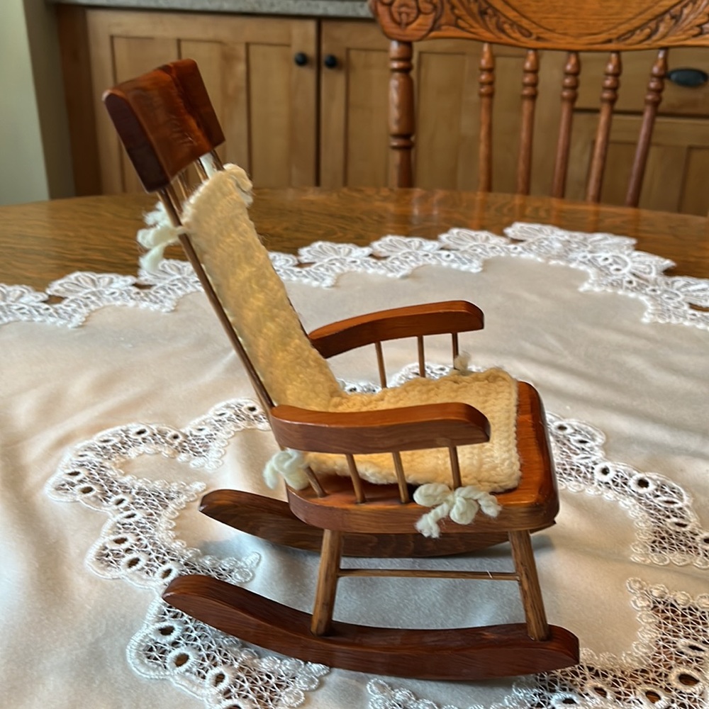 Handmade Cream Crochet Cushion Rocking Chair Accessory - Picture 4 of 5